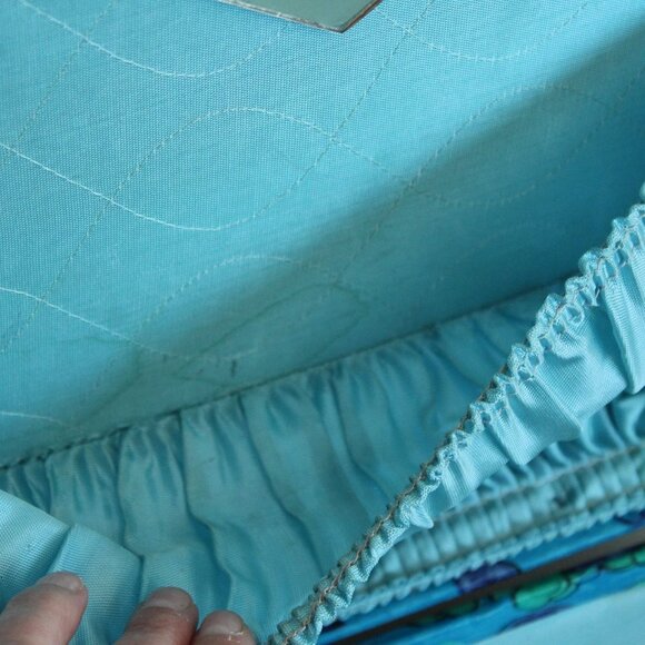 Vintage 1960s Suitcase, Floral Print Hard Side Travel Case,  Mirror Inside - Picture 9 of 10